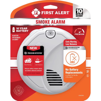 First Alert Battery-Powered Ionization/Photoelectric Dual Sensor Smoke Detector
