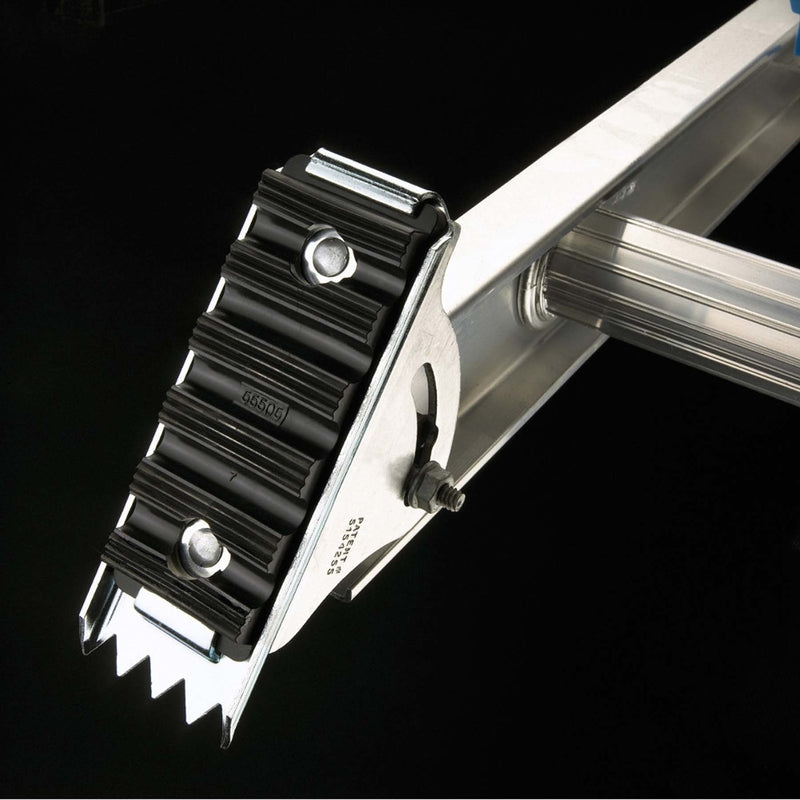 Werner 24 ft. H Aluminum Extension Ladder Type I 250 lb. capacity