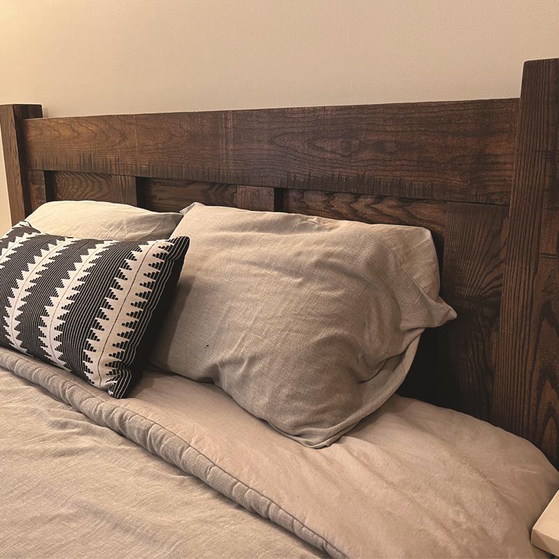 Varathane Semi-Gloss Dark Walnut Water-Based Acrylic Modified Urethane One-Step Stain/Poly 1 qt
