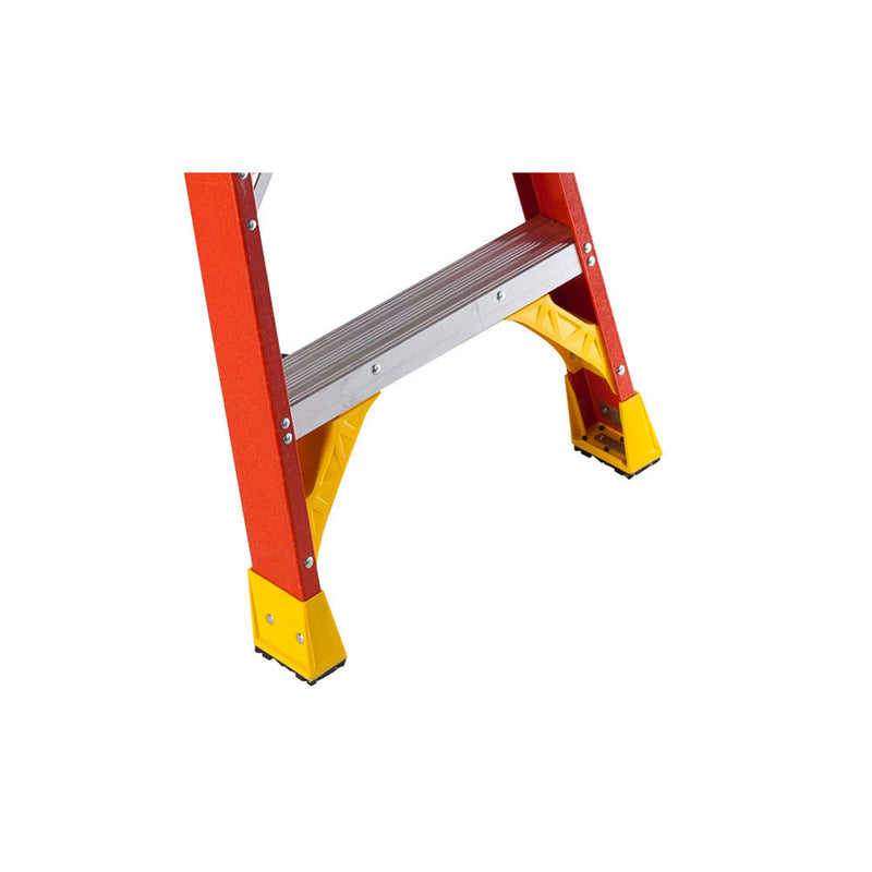 Werner 4 ft. H Fiberglass Step Ladder Type IA 300 lb. capacity