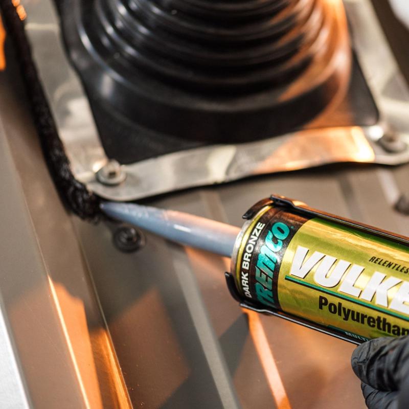Vulkem 116 Dark Bronze Polyurethane Window and Door Caulk Sealant 10.1 fl. oz.