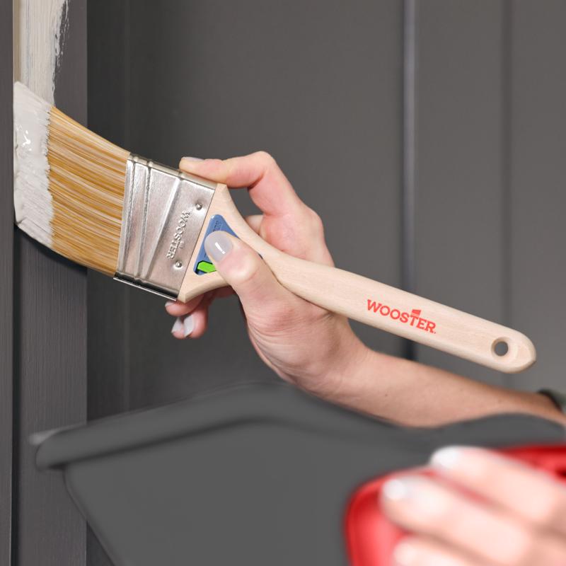 Wooster Hook and Hold 2-1/12 in. Soft Angle Trim Paint Brush
