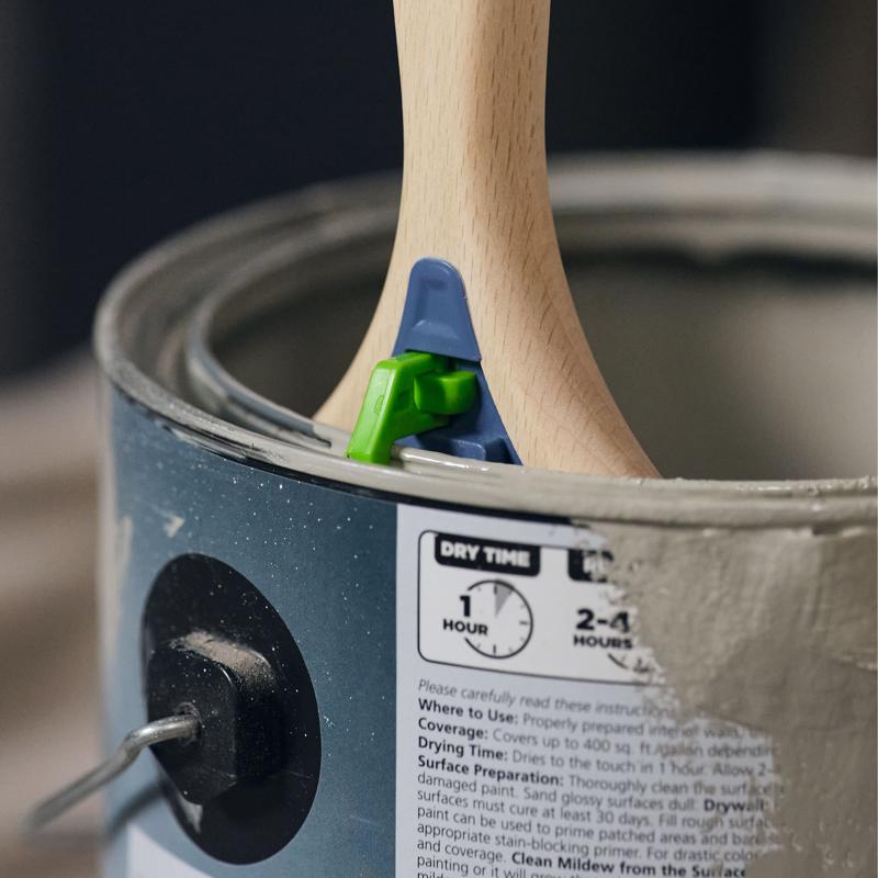 Wooster Hook and Hold 2-1/12 in. Soft Angle Trim Paint Brush