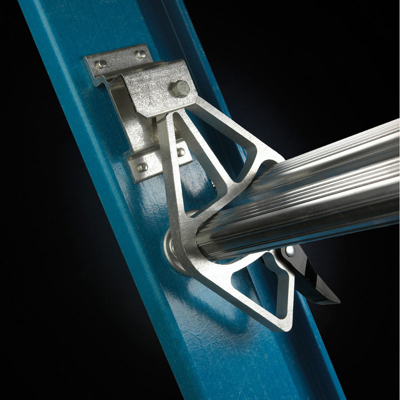 Werner 16 ft. H Fiberglass Extension Ladder Type I 250 lb. capacity