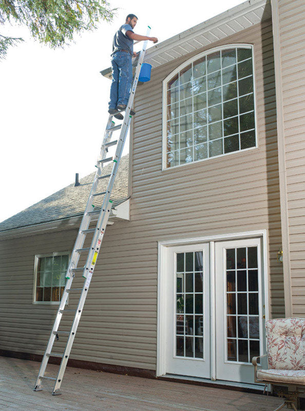 Werner 16 ft. H Aluminum Extension Ladder Type II 225 lb. capacity