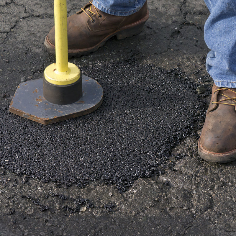Aquaphalt 4.0 Black Water-Based Asphalt and Concrete Patch 3.5 gal