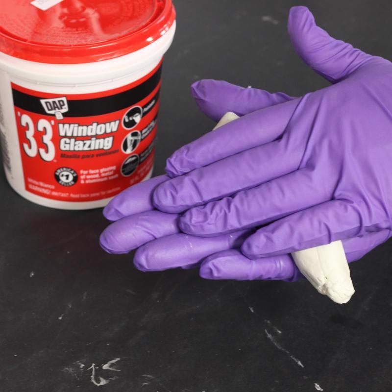 DAP White Glazing Compound 1 gal