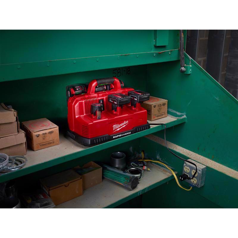 Milwaukee M18/M12 18/12 V 6-Port Rapid Charging Station