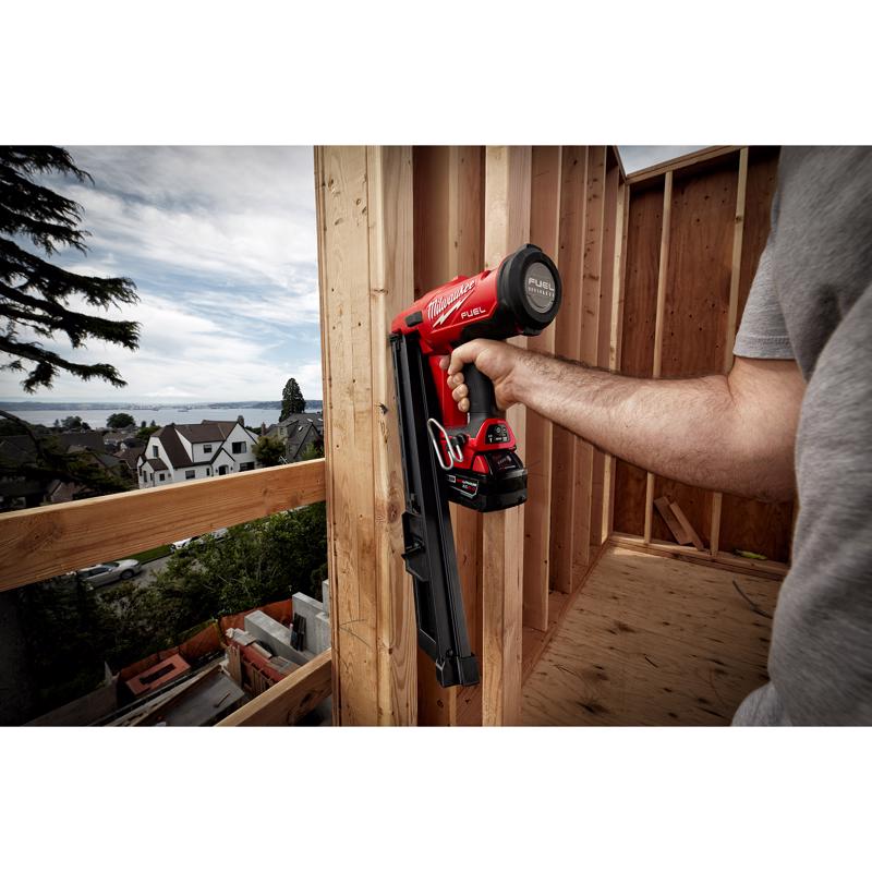 Milwaukee M18 FUEL 18 Volt Brushless 30 deg Extended Capacity Magazine