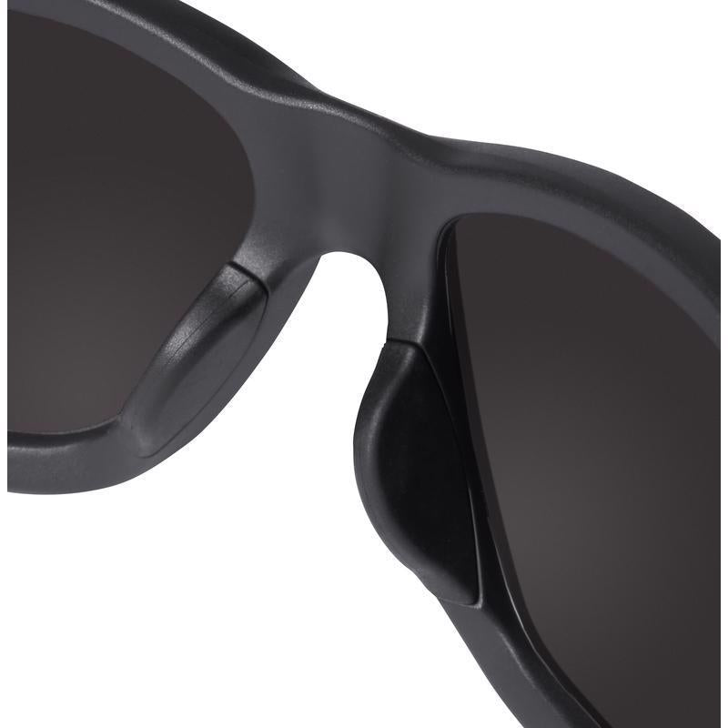Milwaukee Anti-Fog Performance Safety Glasses Tinted Lens Black/Red Frame