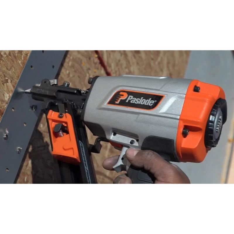 Paslode Positive Placement 131 Ga. 30 deg Metal Connector Nailer