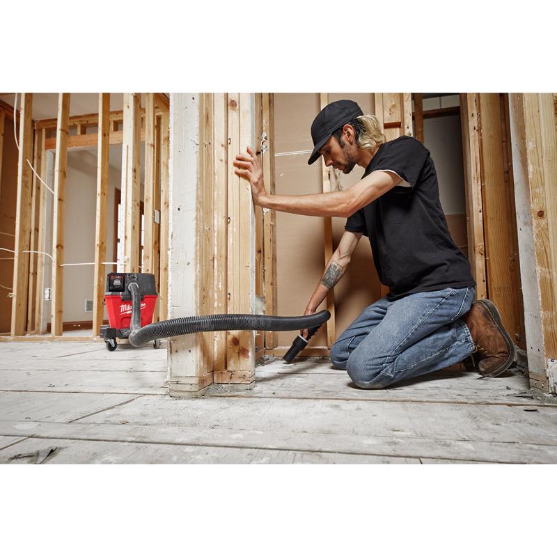 Milwaukee 9 ft. L X 1-7/8 in. D Wet/Dry Shop Vac Flexible Vacuum Hose