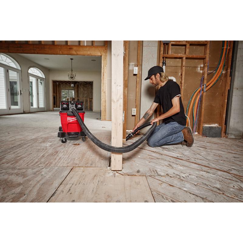 Milwaukee 9 ft. L X 1-7/8 in. D Wet/Dry Shop Vac Flexible Vacuum Hose