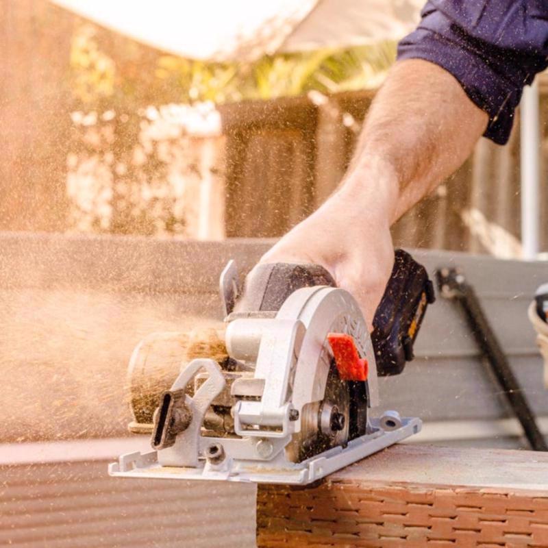 Worx 20V MAX 4-1/2 in. Cordless Brushless Compact Circular Saw