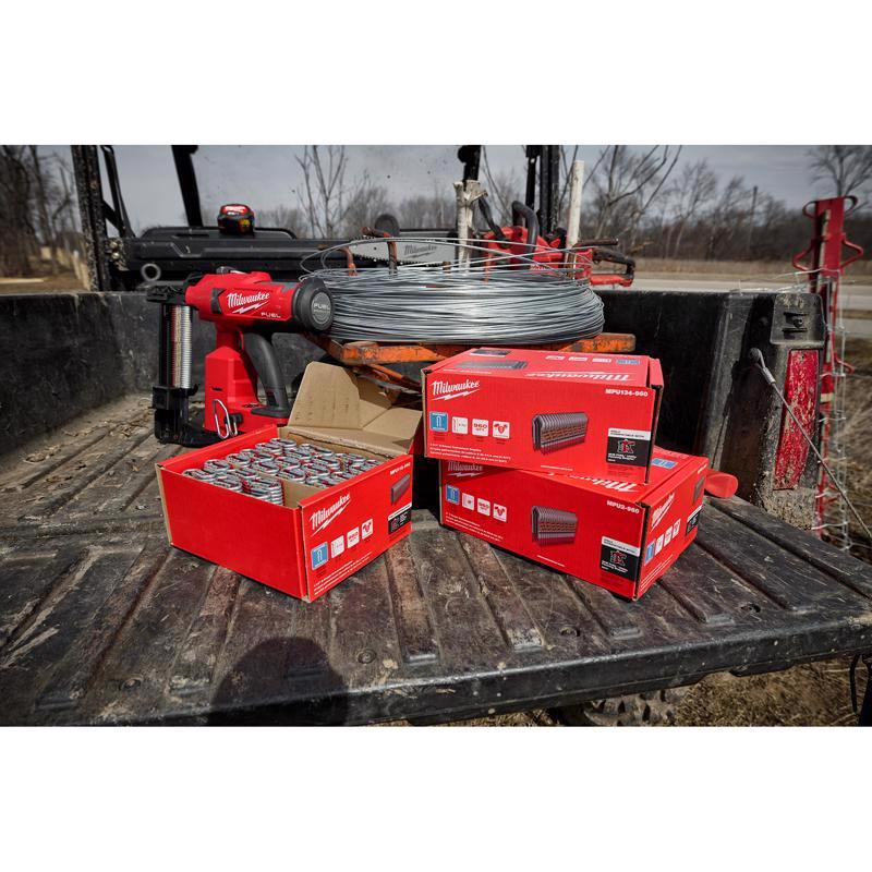 Milwaukee 3/4 in. W X 1-3/4 in. L 9 Ga. Diamond Crown Staples