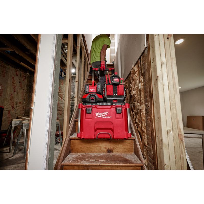 Milwaukee M18 PACKOUT 18 V 6-Port Battery Rapid Charger