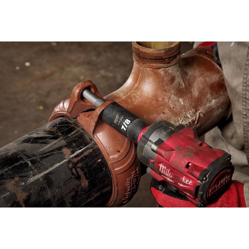Milwaukee SHOCKWAVE 7/8 in. X 1/2 in. drive SAE 6 Point Deep Impact Socket