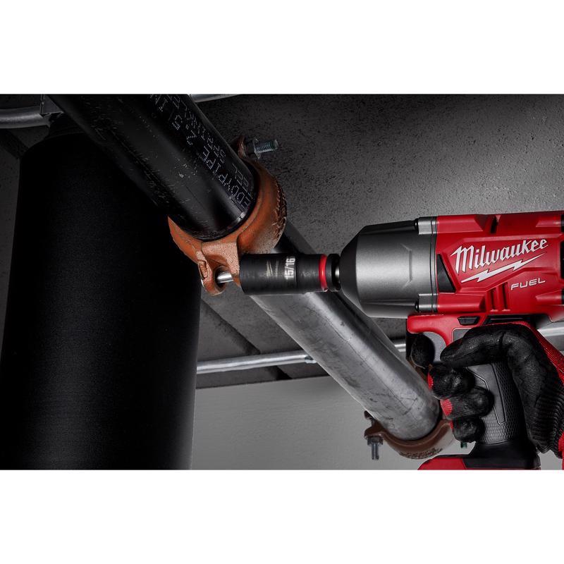 Milwaukee SHOCKWAVE 15/16 in. X 1/2 in. drive SAE 6 Point Deep Impact Socket