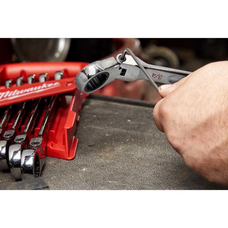 Milwaukee 3/4 in. X 3/4 in. 12 Point SAE Flex Head Combination Wrench 10.14 in. L