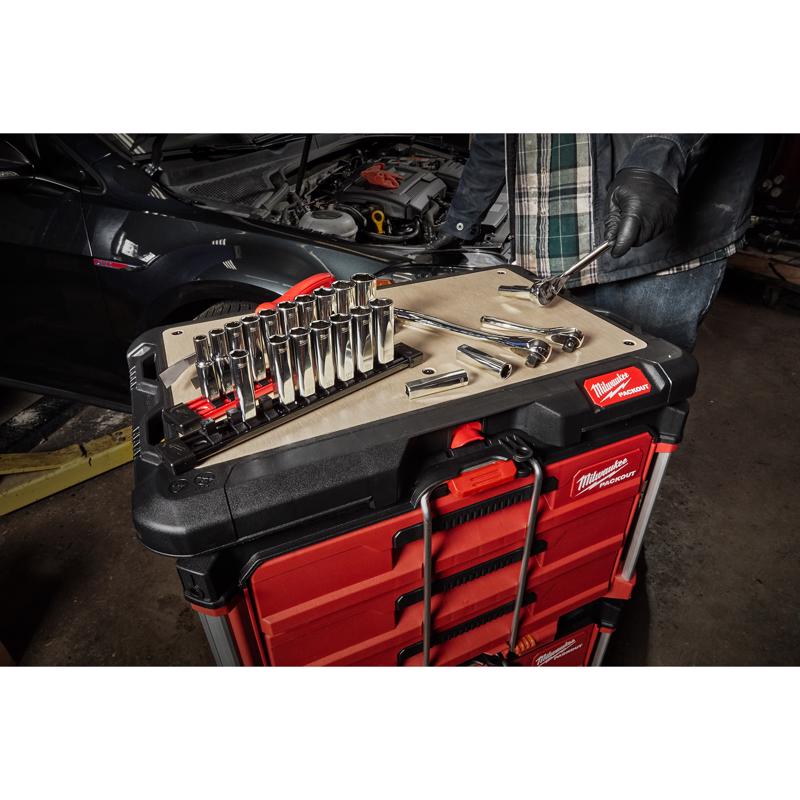 Milwaukee 3/8 in. drive SAE 6 Point Chrome Deep Well Socket Set 10 pc