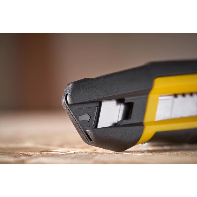 Stanley 6.10 in. Snap Knife Black/Yellow
