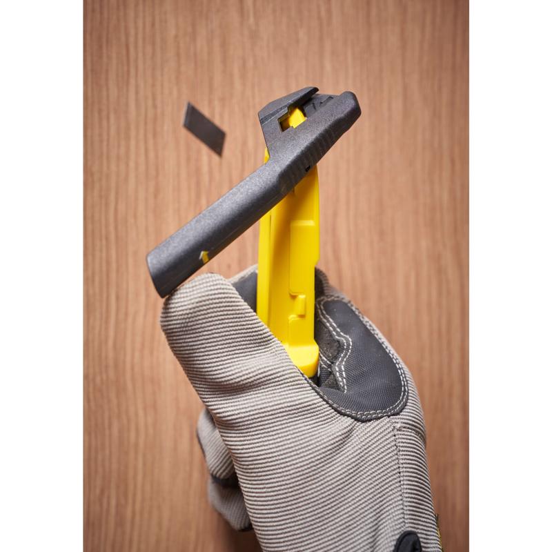 Stanley 6.10 in. Snap Knife Black/Yellow