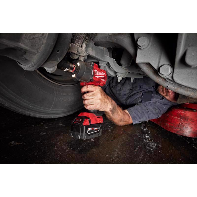 Milwaukee M18 FUEL 1/2 in. Cordless Brushless High Torque Impact Wrench and Grease Gun Kit (Battery