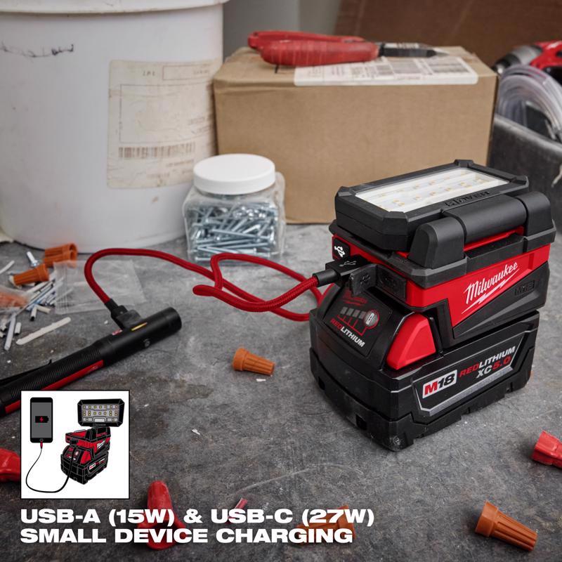 Milwaukee M18 Trueview lm LED Handheld Flood Light