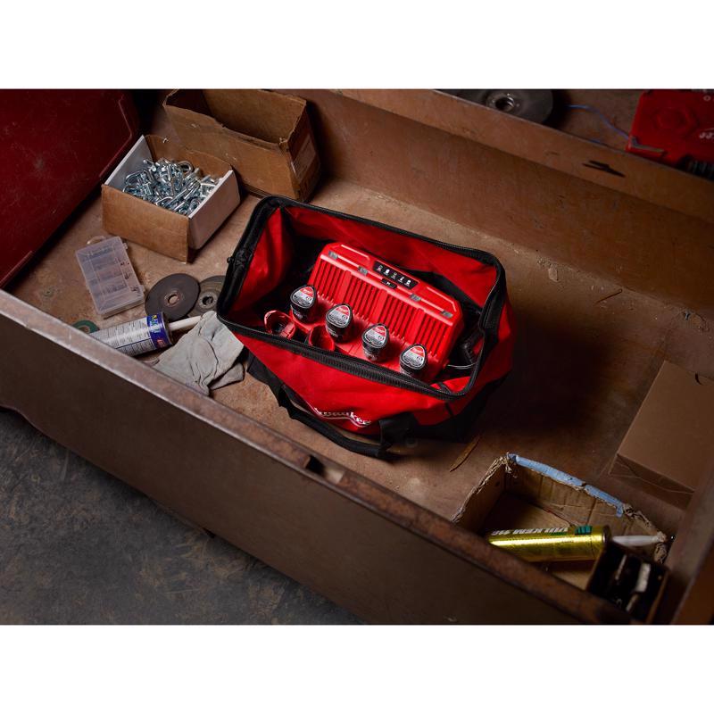 Milwaukee M12 M12 12 V Lithium-Ion Four-Port Sequential Battery Charger