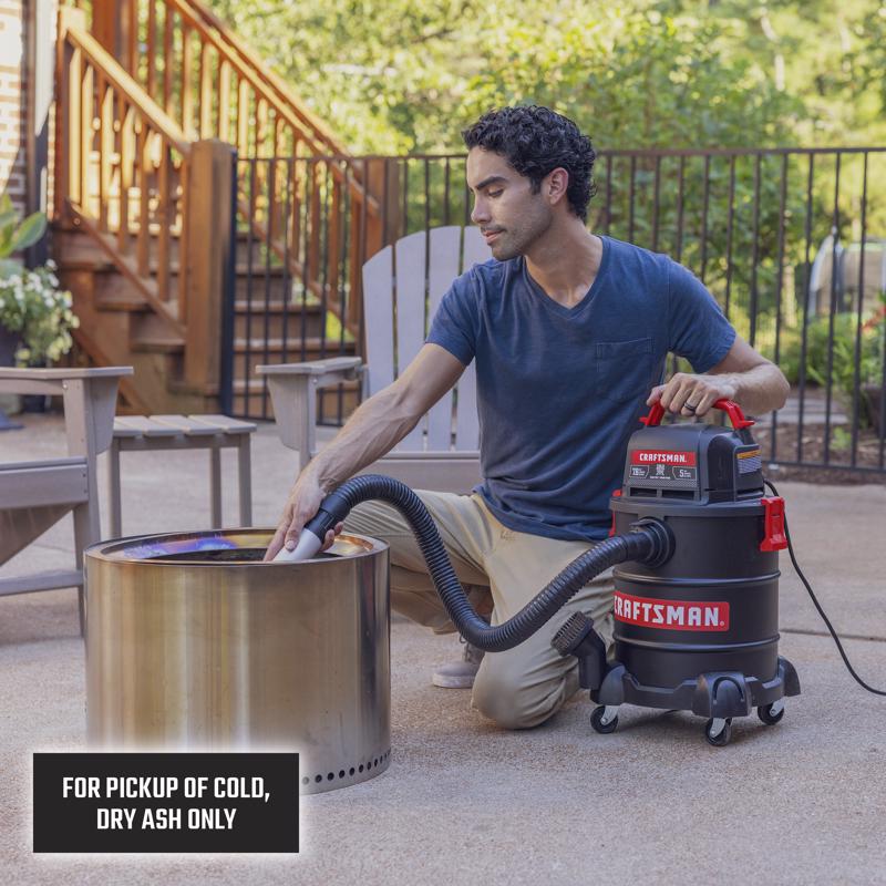 Craftsman CMXEVBE17050 5 gal Corded Ash Vacuum 7.8 amps 120 V