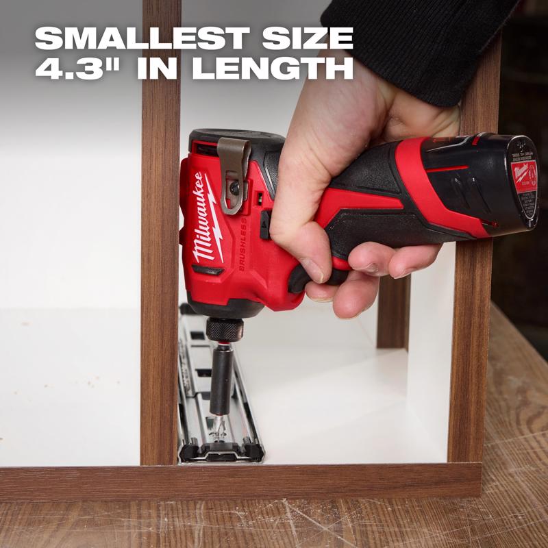 Milwaukee 1/4 in. Cordless Brushless Impact Driver Set Kit (Battery & Charger)