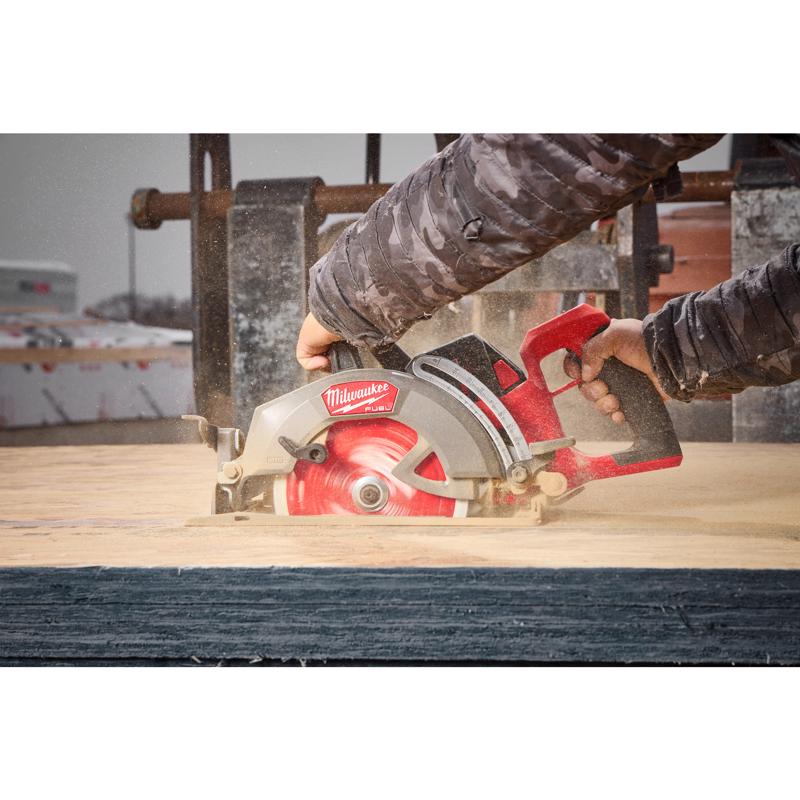 Milwaukee M18 FUEL 7-1/4 in. Cordless Circular Saw Tool Only
