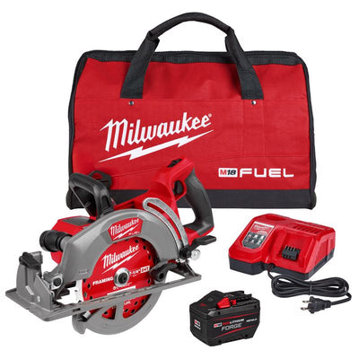 Milwaukee 7-1/4 in. Cordless Circular Saw Kit (Battery & Charger)