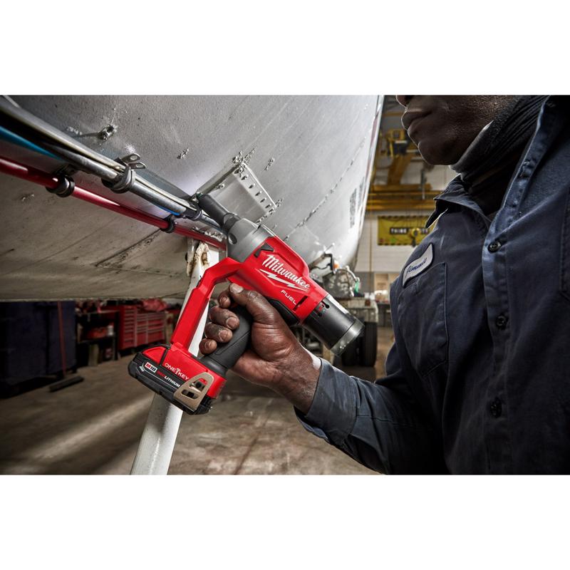 Milwaukee Metal Rivet Tool Red