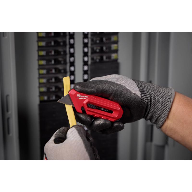 Milwaukee 4.33 in. Sliding Compact Utility Knife Red