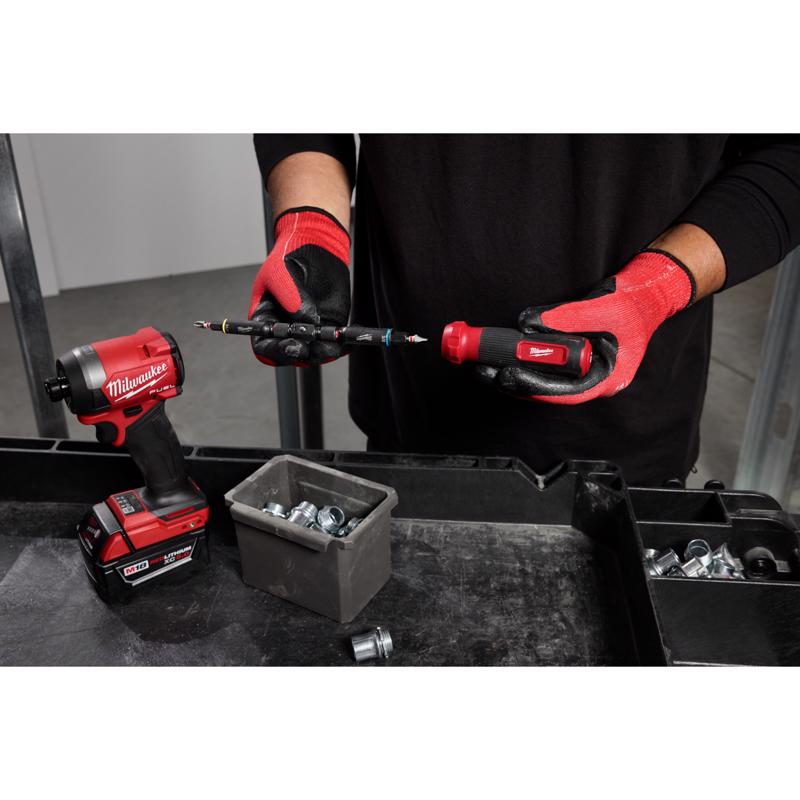 Milwaukee Multi-Bit Screwdriver