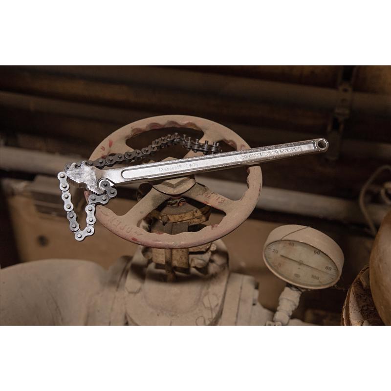 Crescent Chain Wrench 15 in. L