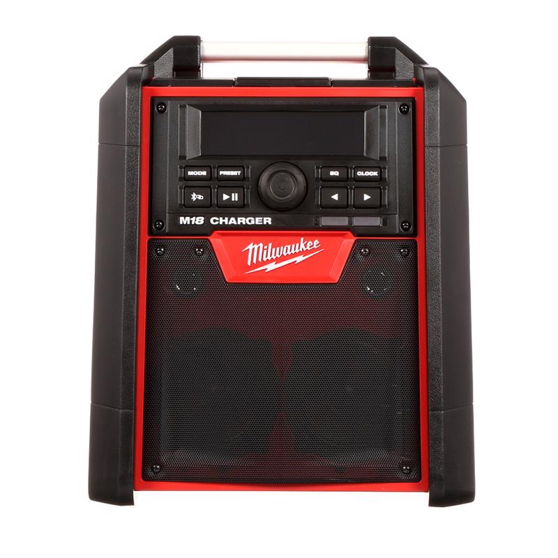 Milwaukee M18 18 V Worksite Radio and Charger