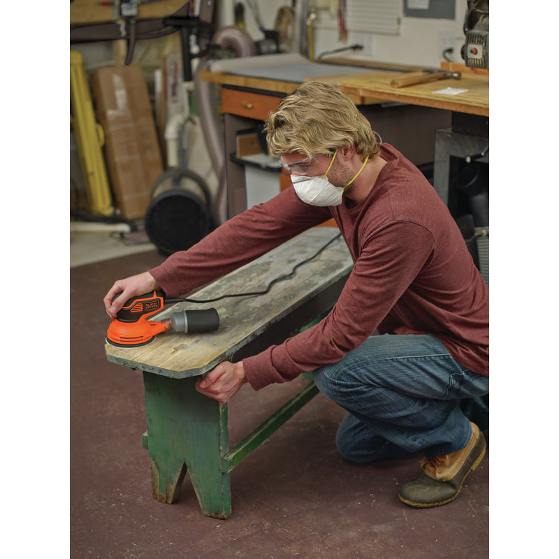 Black+Decker 2.4 amps Corded Random Orbit Sander