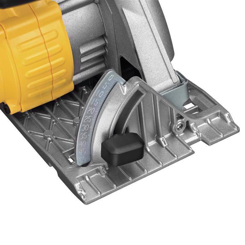 DeWalt 20V MAX 6-1/2 in. Cordless Brushed Circular Saw Kit (Battery & Charger)