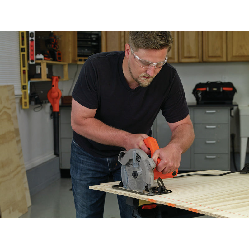 Black+Decker 13 amps 7-1/4 in. Corded Circular Saw with Laser