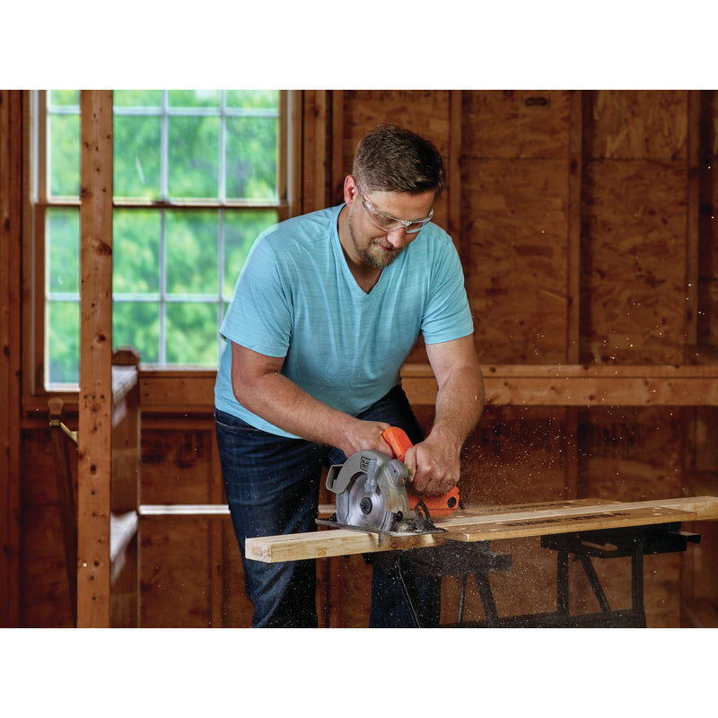 Black+Decker 13 amps 7-1/4 in. Corded Circular Saw with Laser