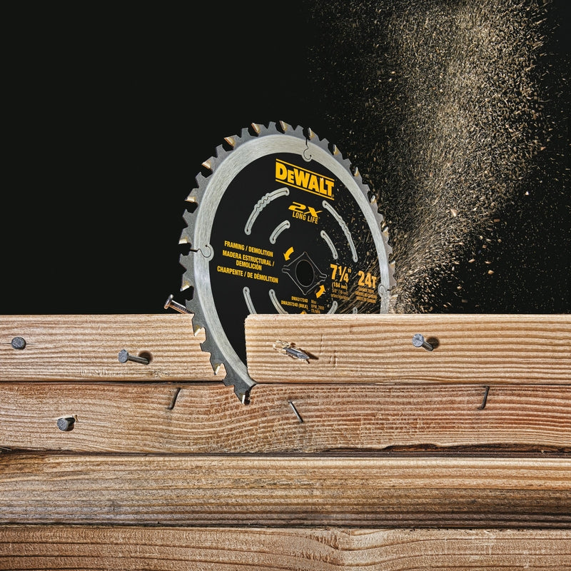 DeWalt 7-1/4 in. D X 5/8 in. Carbide Saw Blade 40 teeth