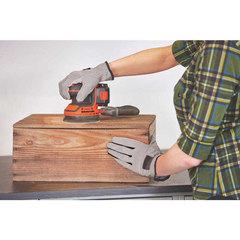 Black+Decker 20V MAX Cordless 5 in. Random Orbit Sander Kit (Battery & Charger)