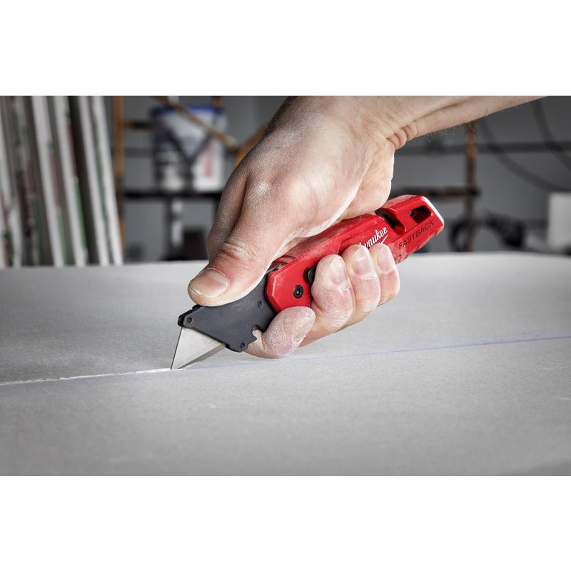 Milwaukee Fastback 6-3/4 in. Press and Flip Folding Utility Knife Red