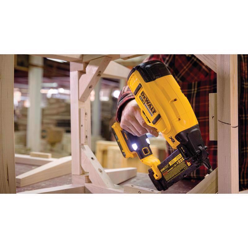 DeWalt 20V MAX XR 18 Ga. Cordless Brad Nailer Kit (Battery & Charger) 20 V