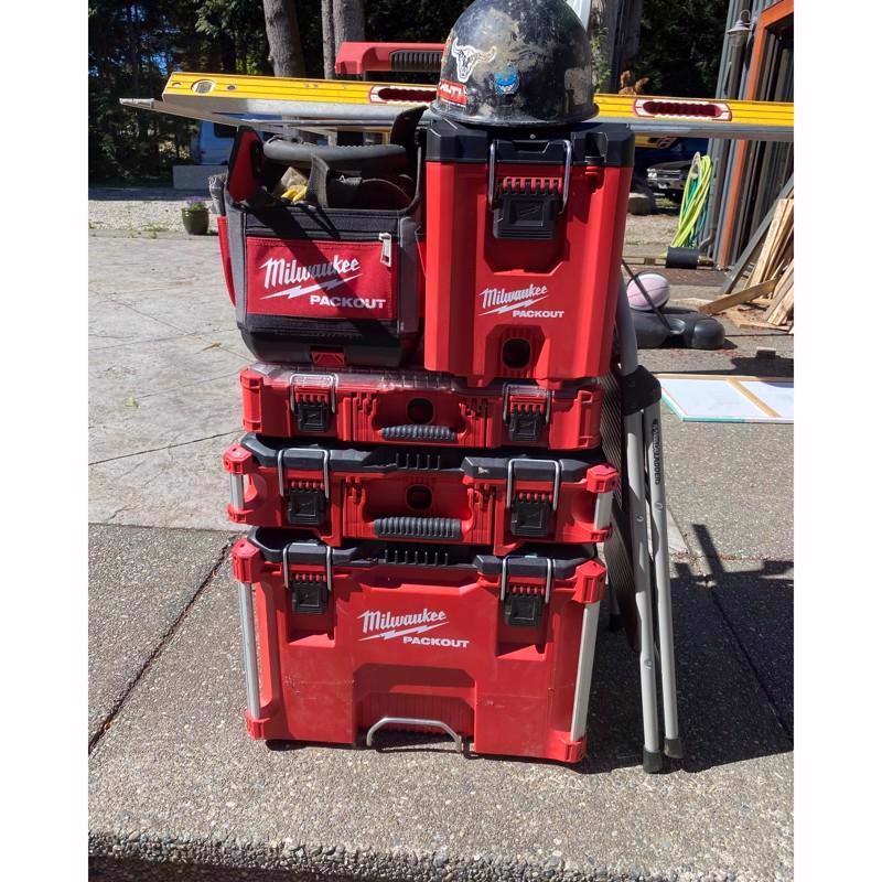 Milwaukee Packout 9.8 in. W X 15.2 in. D Compact Organizer Impact-Resistant Poly 5 compartments Red
