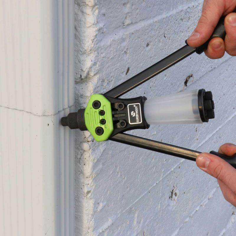 Surebonder Metal Heavy Duty Rivet Tool Black/Green