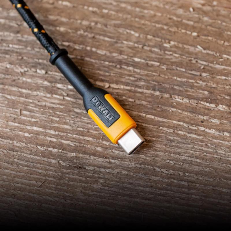 DeWalt USB to Type C Cable 6 ft. Black/Yellow