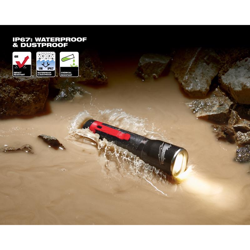 Milwaukee 325 lm Black/Red LED Focusing Flashlight AAA Battery